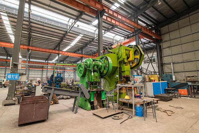 承德网架配件-锥头加工车间